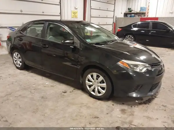 5YFBURHE2GP467048 2016 TOYOTA COROLLA - Image 1