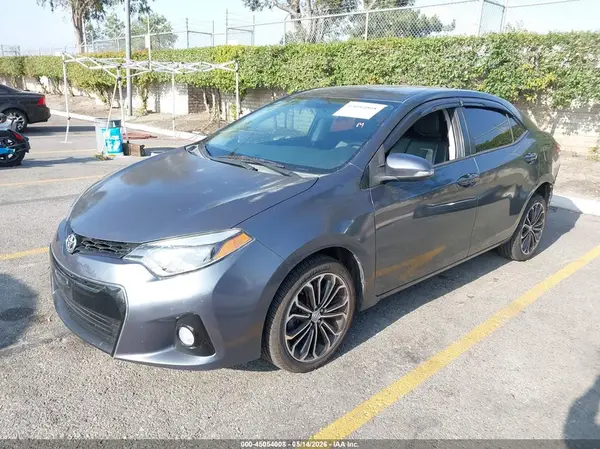 5YFBURHE2GP475330 2016 TOYOTA COROLLA - Image 2