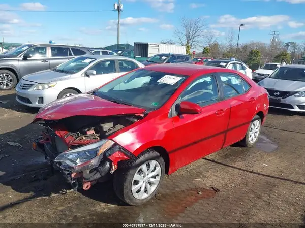 5YFBURHE2GP479863 2016 TOYOTA COROLLA - Image 2