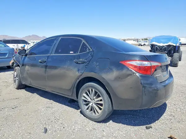 5YFBURHE2GP480365 2016 TOYOTA COROLLA - Image 2