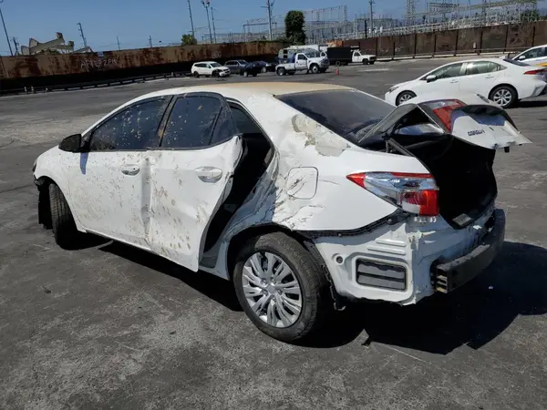 5YFBURHE2GP480768 2016 TOYOTA COROLLA - Image 2