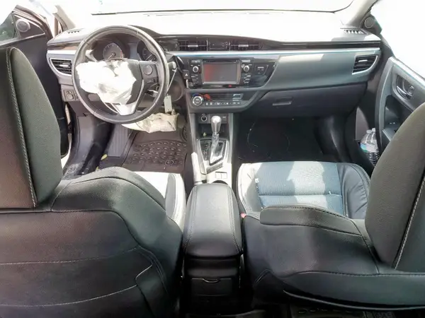 5YFBURHE2GP486358 2016 TOYOTA COROLLA - Image 8
