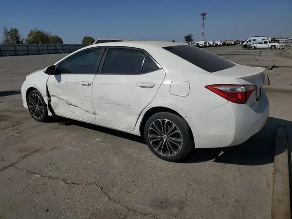5YFBURHE2GP490863 2016 TOYOTA COROLLA - Image 2