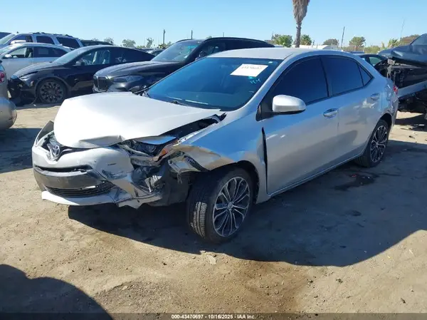 5YFBURHE2GP496307 2016 TOYOTA COROLLA - Image 2