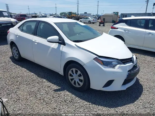 5YFBURHE2GP503661 2016 TOYOTA COROLLA - Image 1