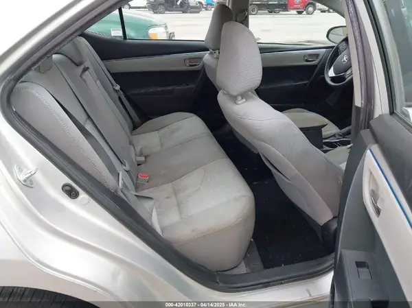 5YFBURHE2GP505281 2016 TOYOTA COROLLA - Image 8