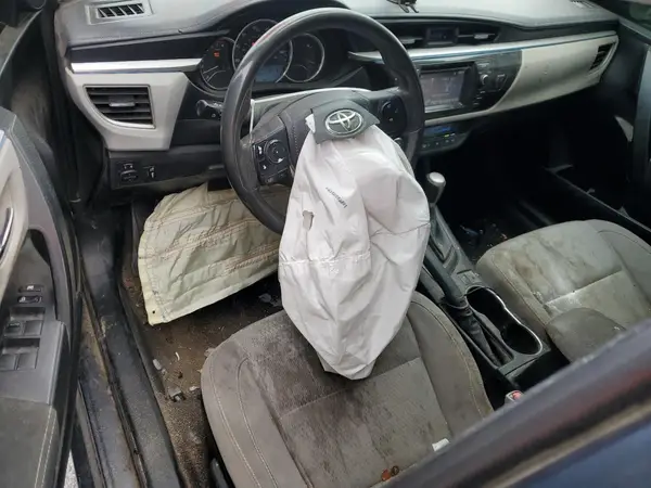 5YFBURHE2GP508570 2016 TOYOTA COROLLA - Image 8