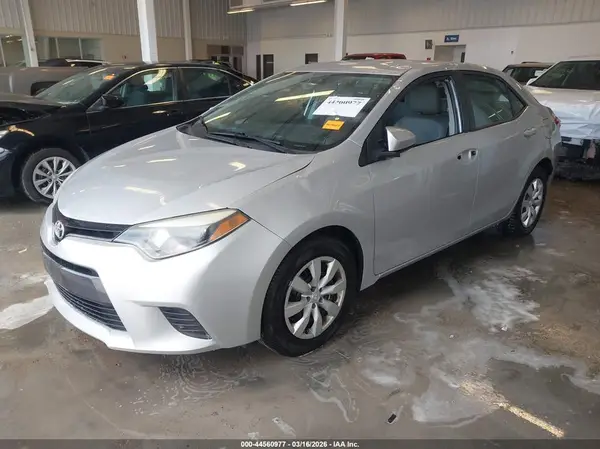 5YFBURHE2GP509010 2016 TOYOTA COROLLA - Image 2