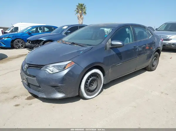 5YFBURHE2GP510948 2016 TOYOTA COROLLA - Image 2