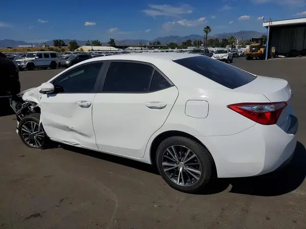 5YFBURHE2GP514577 2016 TOYOTA COROLLA - Image 2