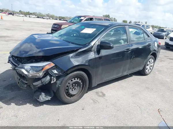 5YFBURHE2GP515860 2016 TOYOTA COROLLA - Image 2