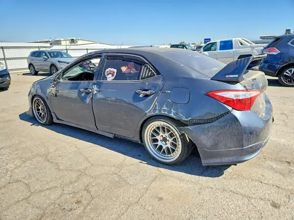 5YFBURHE2GP520699 2016 TOYOTA COROLLA - Image 2
