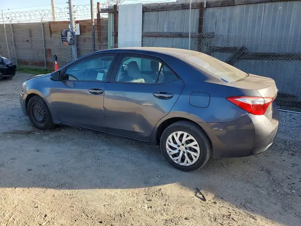 5YFBURHE2GP520993 2016 TOYOTA COROLLA - Image 2