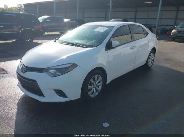 5YFBURHE2GP523053 2016 TOYOTA COROLLA - Image 2