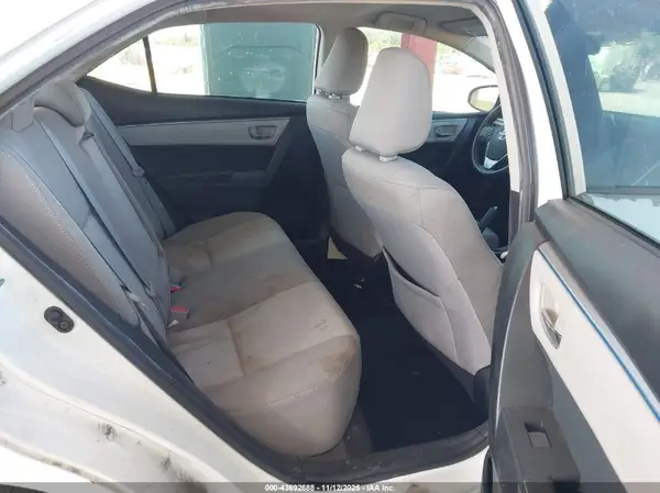 5YFBURHE2GP524008 2016 TOYOTA COROLLA - Image 8