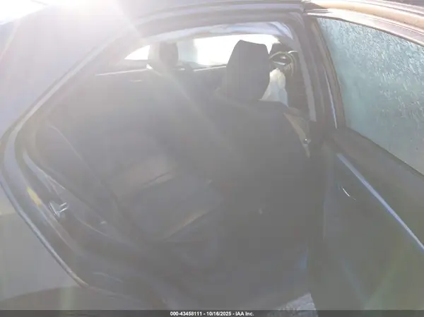 5YFBURHE2GP525434 2016 TOYOTA COROLLA - Image 8