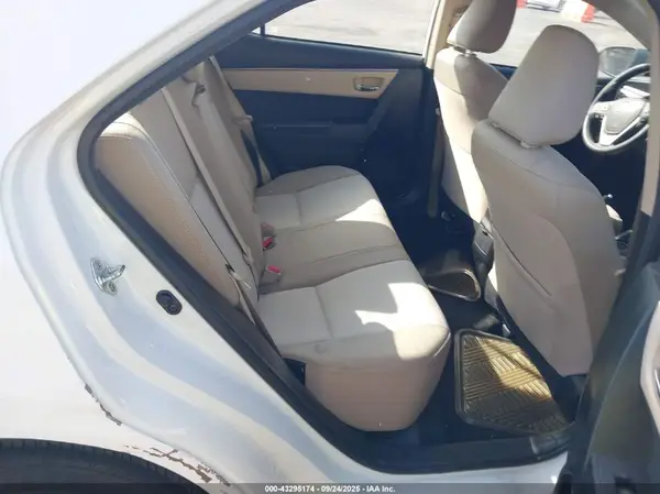 5YFBURHE2GP526423 2016 TOYOTA COROLLA - Image 8