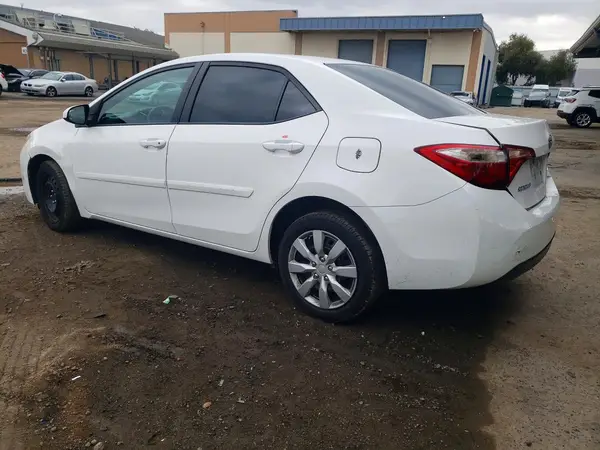 5YFBURHE2GP531573 2016 TOYOTA COROLLA - Image 2