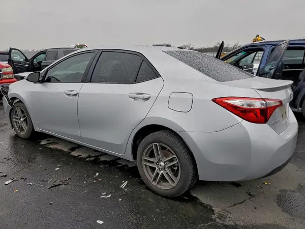 5YFBURHE2GP531928 2016 TOYOTA COROLLA - Image 2