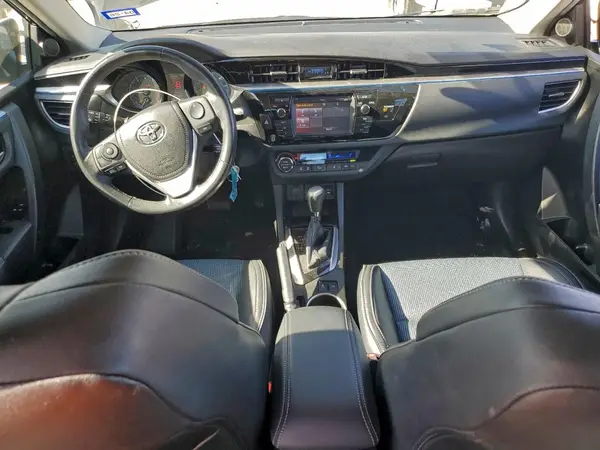 5YFBURHE2GP534585 2016 TOYOTA COROLLA - Image 8