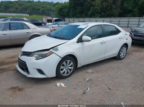 5YFBURHE2GP534621 2016 TOYOTA COROLLA - Image 2