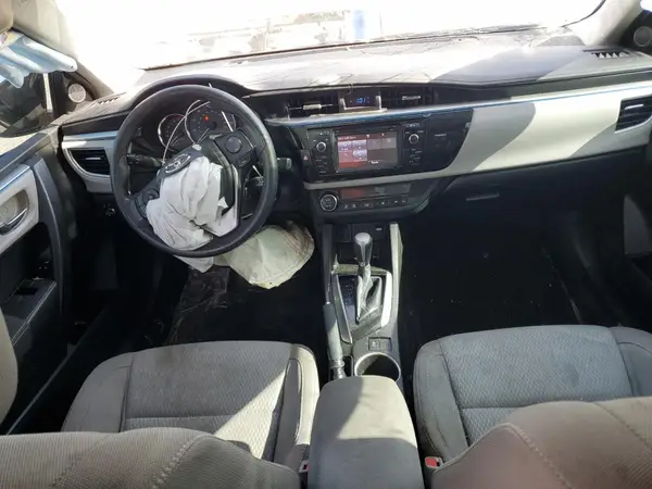 5YFBURHE2GP535946 2016 TOYOTA COROLLA - Image 8