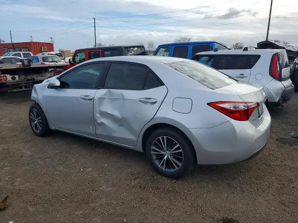 5YFBURHE2GP538104 2016 TOYOTA COROLLA - Image 2