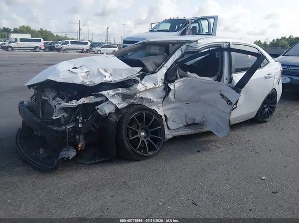 5YFBURHE2GP539480 2016 TOYOTA COROLLA - Image 2