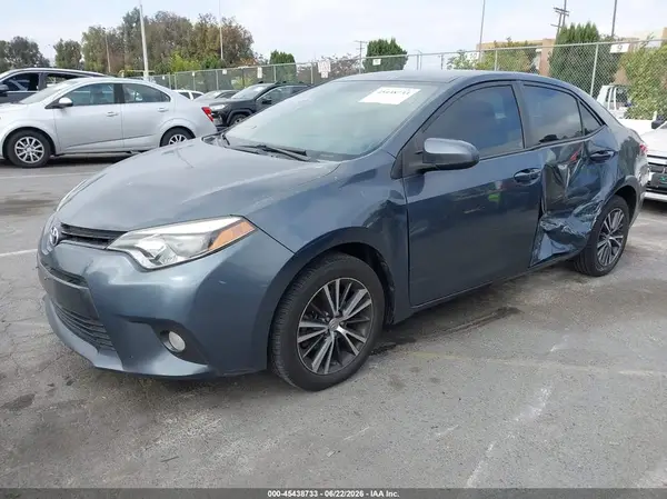 5YFBURHE2GP541729 2016 TOYOTA COROLLA - Image 2
