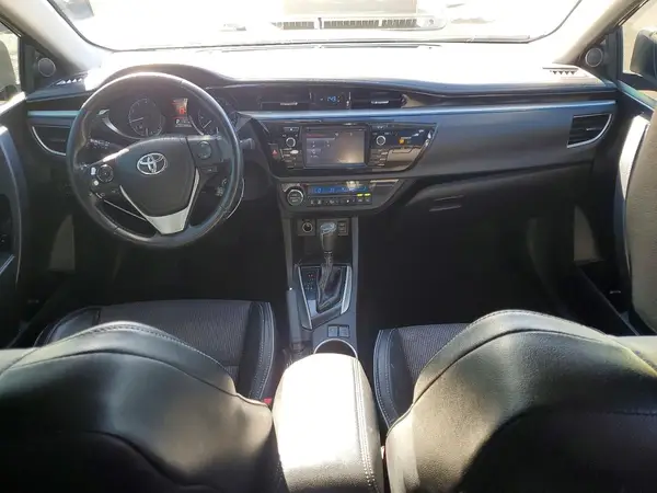 5YFBURHE2GP544632 2016 TOYOTA COROLLA - Image 8