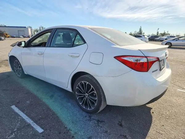 5YFBURHE2GP545134 2016 TOYOTA COROLLA - Image 2