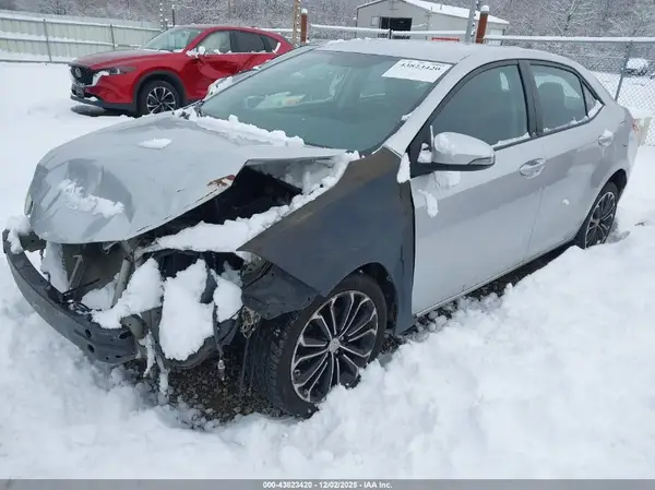 5YFBURHE2GP545800 2016 TOYOTA COROLLA - Image 2