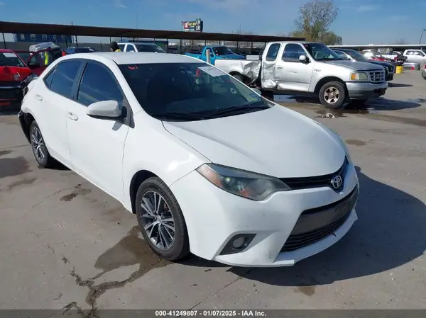 5YFBURHE2GP548602 2016 TOYOTA COROLLA - Image 1