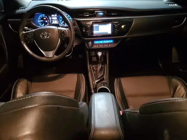 5YFBURHE2GP554688 2016 TOYOTA COROLLA - Image 8