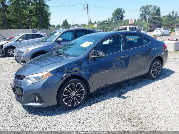 5YFBURHE2GP555212 2016 TOYOTA COROLLA - Image 2