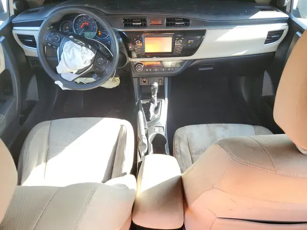 5YFBURHE2GP560748 2016 TOYOTA COROLLA - Image 8