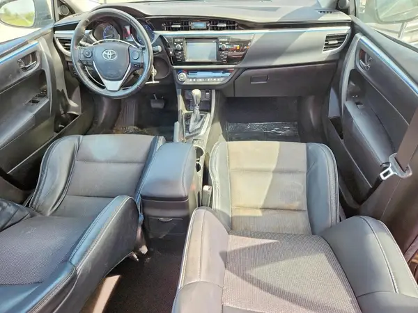 5YFBURHE2GP561477 2016 TOYOTA COROLLA - Image 8