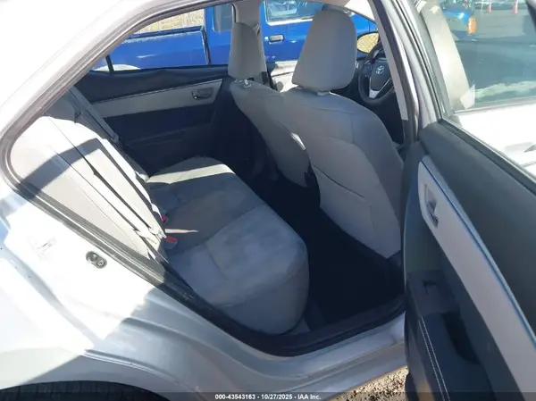5YFBURHE2GP562242 2016 TOYOTA COROLLA - Image 8