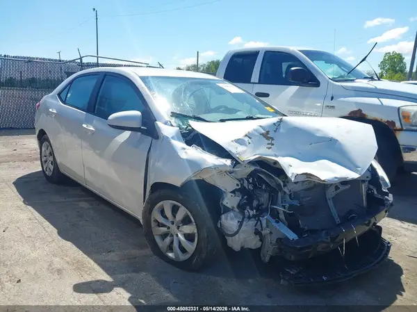 5YFBURHE2GP563133 2016 TOYOTA COROLLA - Image 1