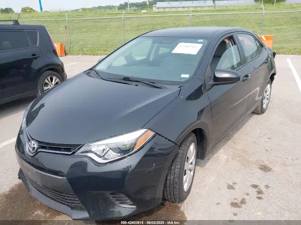 5YFBURHE2GP563665 2016 TOYOTA COROLLA - Image 2