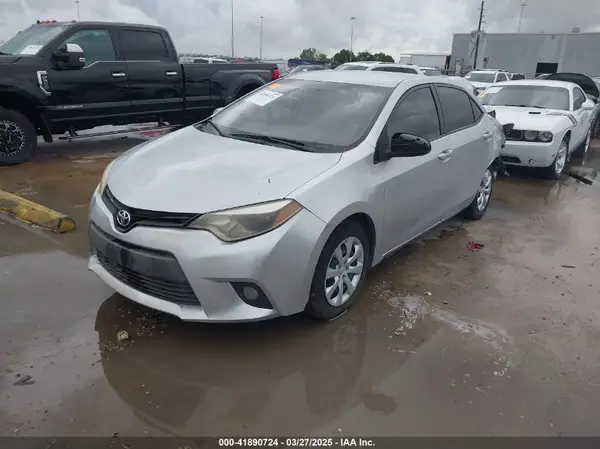 5YFBURHE2GP563830 2016 TOYOTA COROLLA - Image 2