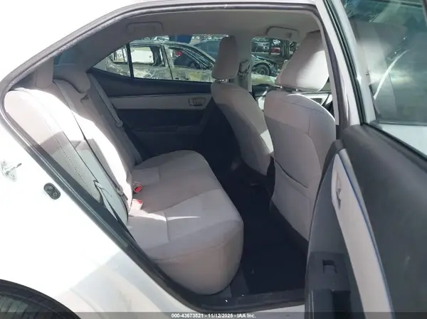 5YFBURHE2GP563858 2016 TOYOTA COROLLA - Image 8