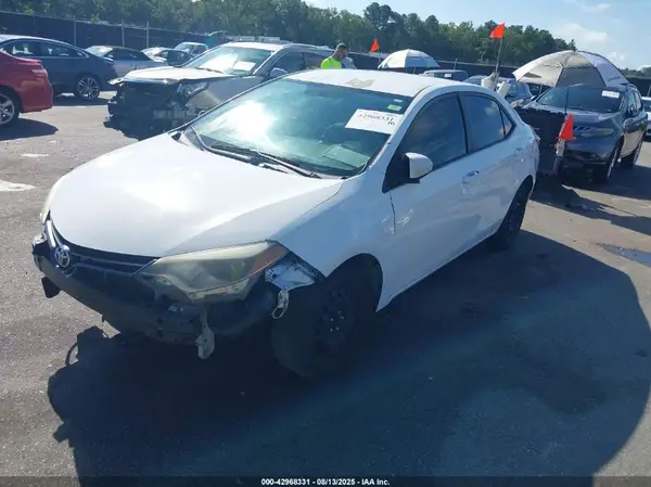 5YFBURHE2GP564346 2016 TOYOTA COROLLA - Image 2