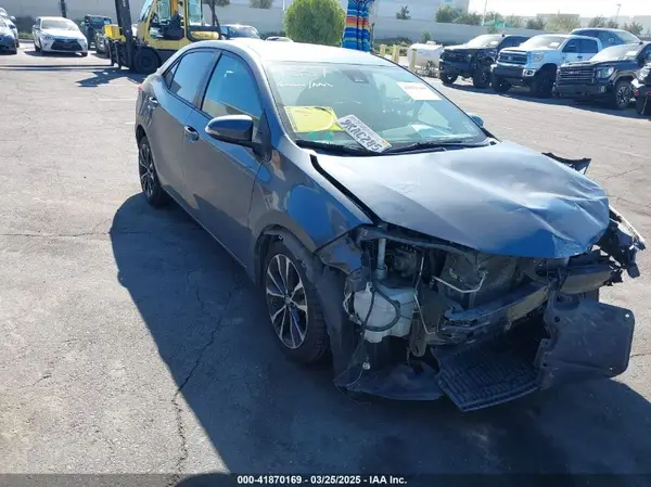 5YFBURHE2HP573131 2017 TOYOTA COROLLA - Image 1