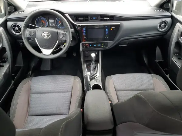 5YFBURHE2HP574005 2017 TOYOTA COROLLA - Image 8