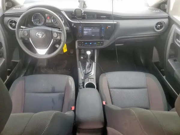 5YFBURHE2HP574456 2017 TOYOTA COROLLA - Image 8