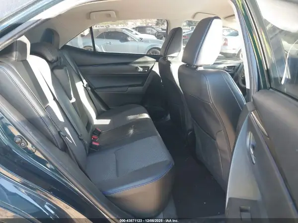 5YFBURHE2HP575980 2017 TOYOTA COROLLA - Image 8