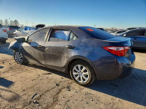 5YFBURHE2HP577969 2017 TOYOTA COROLLA - Image 2