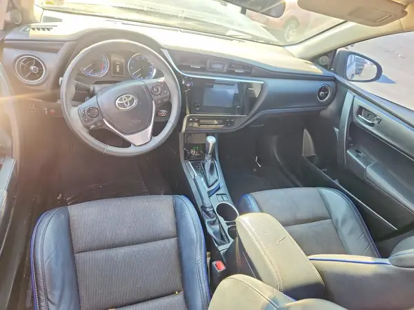 5YFBURHE2HP578233 2017 TOYOTA COROLLA - Image 8