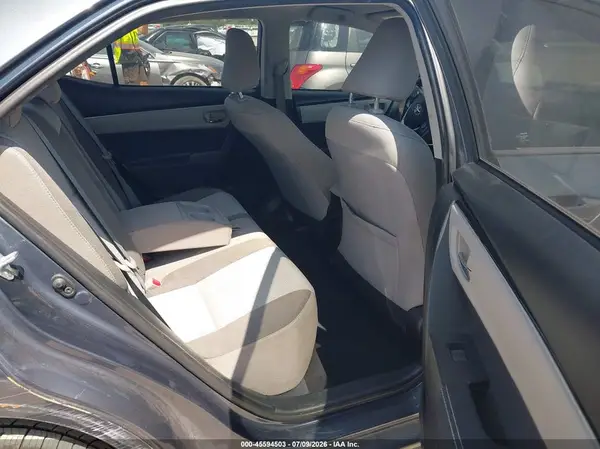 5YFBURHE2HP580337 2017 TOYOTA COROLLA - Image 8